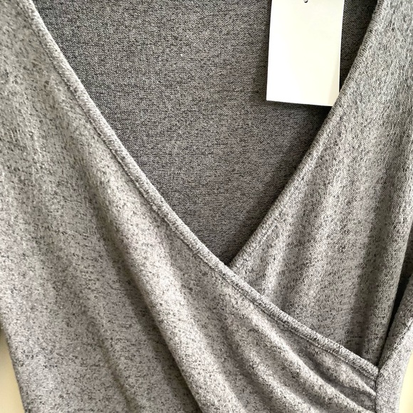 RDI Faux Wrap Dress - Picture 4 of 5